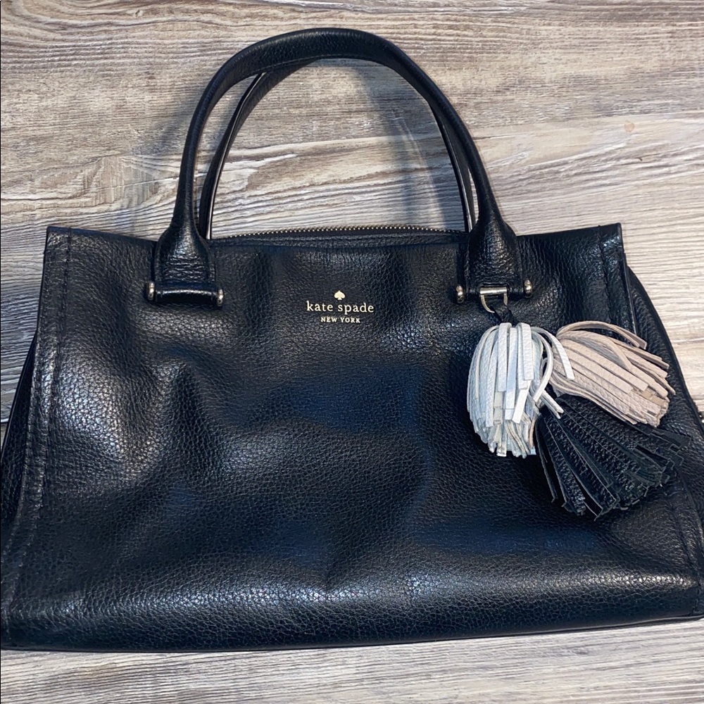 EUC KATE SPADE Shoulder Bag in Black